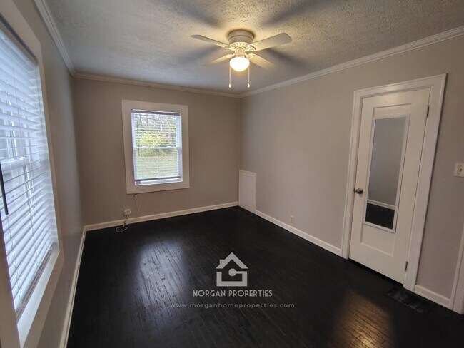 Foto del edificio - 2324 W 12th St