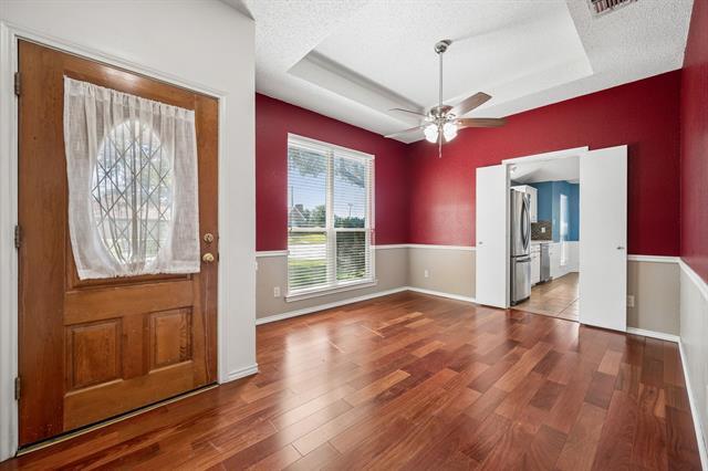 Foto del edificio - 4203 Meadow Ridge Dr