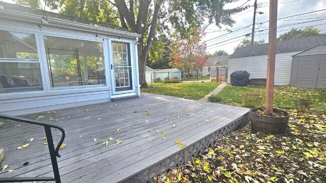 Foto del edificio - "Charming 3-Bed Oasis in Minneapolis – Spacious 1802 Sq Ft with 2 Full Baths!"