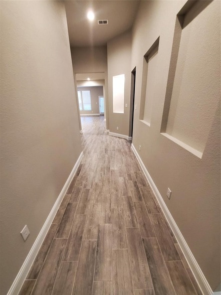 Building Photo - 14928 Chipwood Dr