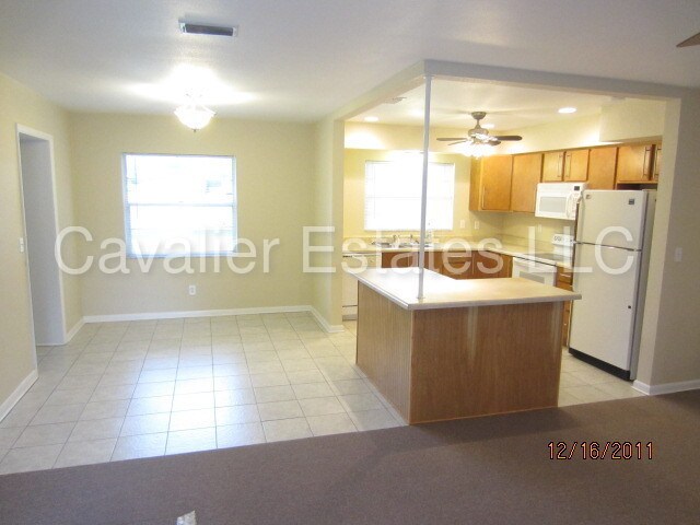 Foto del edificio - 10798 124th Ave