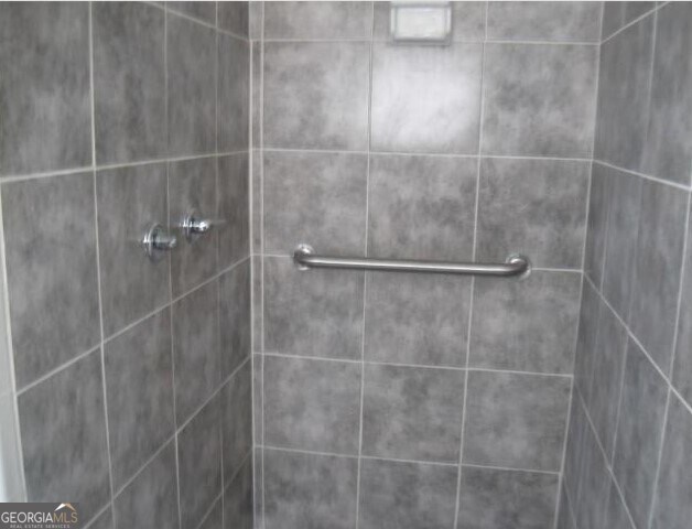 Foto del edificio - 6115 Mincey Rd