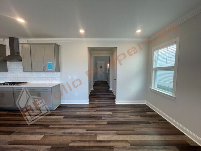 Foto del edificio - Amazing Brand New 4 Bedroom 3 Bathroom Hou...