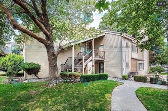 Building Photo - 2344 Roundhouse Rd
