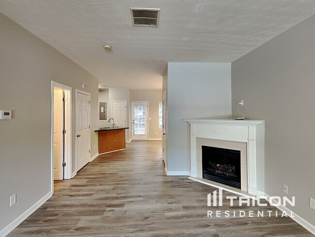 Foto del edificio - 1570 Eastern Sunrise Ln