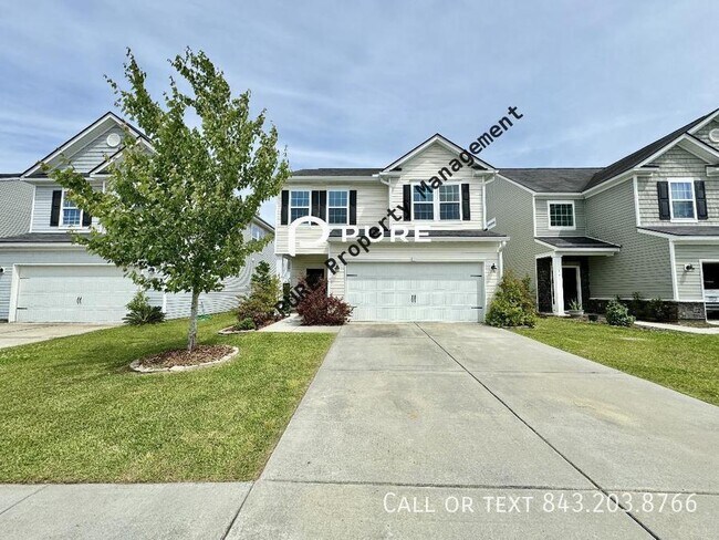 Building Photo - MoCo Home Available NOW!