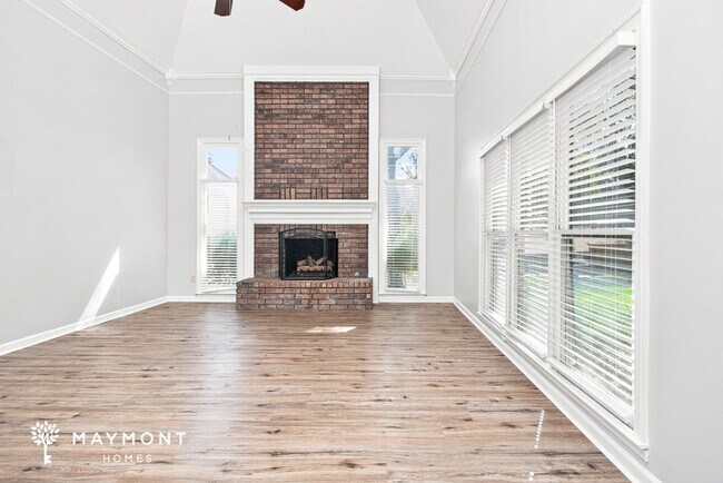 Foto del edificio - 2273 Hickory Path Dr