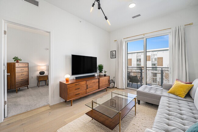 Foto del edificio - 2550 Lawrence St