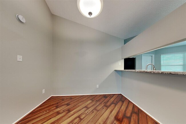 Foto del edificio - 21306 Fernhollow Ln