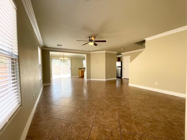 Building Photo - 11105 Vasari Ct