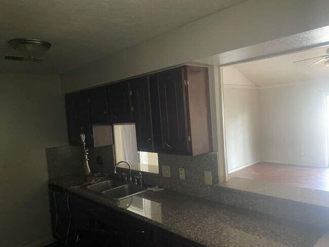 Foto del edificio - 11706 N Kathy Ave