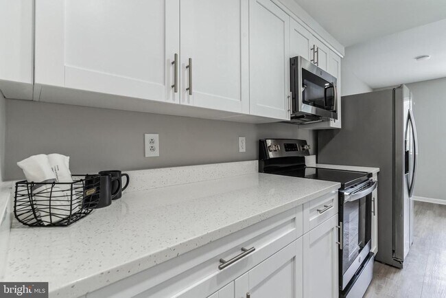 Foto del edificio - 7172 Talisman Ln