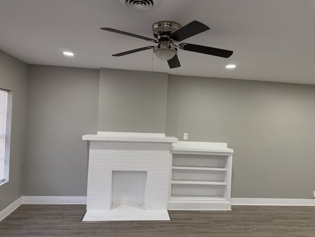 Building Photo - 1903 1/2 Fillmore