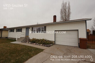 Building Photo - 4915 Galena Ave