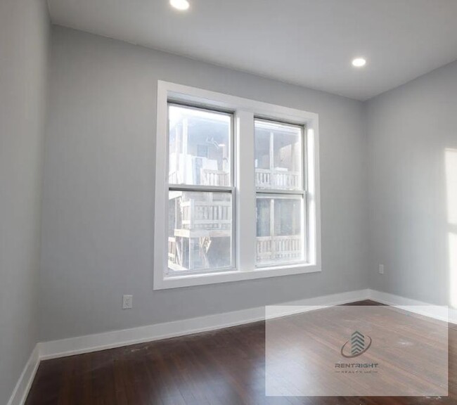 Foto del edificio - 3415 N Seminary Ave