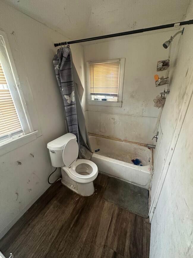 Foto del edificio - 19969 Hanna St