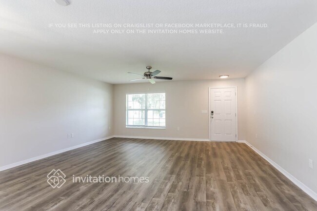 Building Photo - 11118 Hidden Breeze Dr