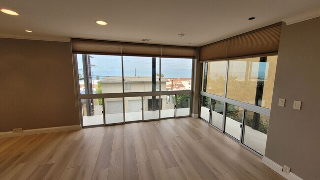 Foto del edificio - LA JOLLA VILLAGE - Park Prospect - Nice 2 ...