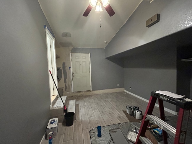 Building Photo - 10281 Masterson Rd