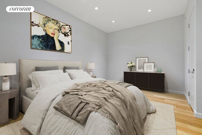 Foto del edificio - 2728-28 Thomson Ave