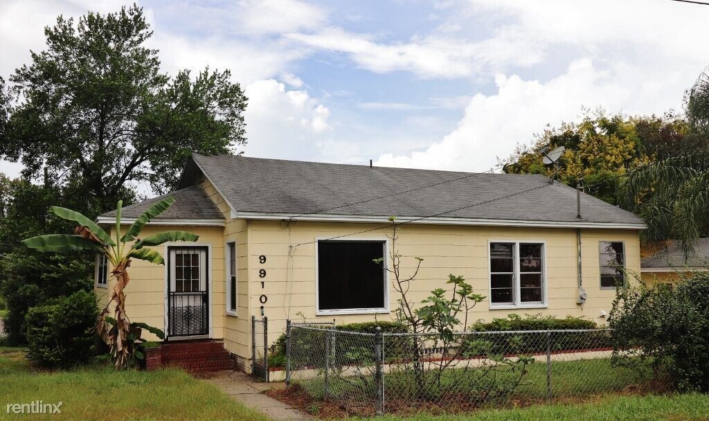 Primary Photo - 2 br, 1 bath House - 9910 Campus Ave