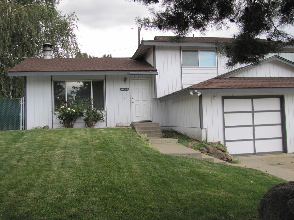 6603 Skyline Ave B, Yakima, WA 98908 Townhome Rentals in Yakima WA