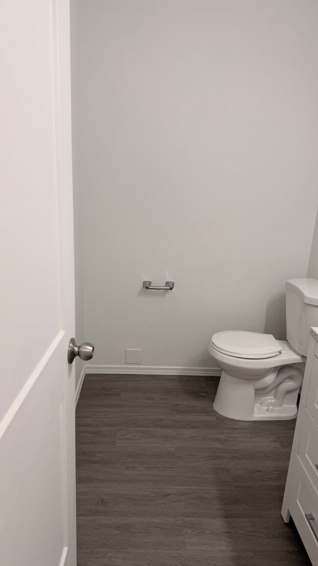 Foto del edificio - 2625 W Marina Dr