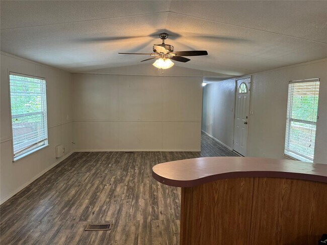 Building Photo - 486 Mesquite