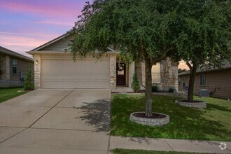Building Photo - 406 Comal Run