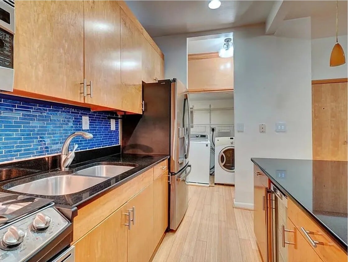 Photo - 520 W Olney Rd (Norfolk, VA)