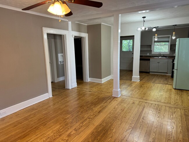 Foto del edificio - Home for rent!