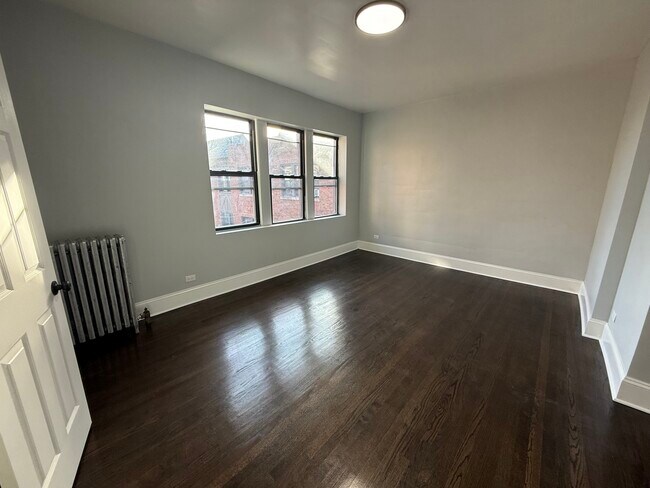 Foto del edificio - 5248 S Drexel Ave