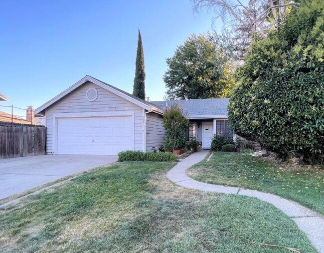 Building Photo - Fantastic 3 Bedroom in Natomas