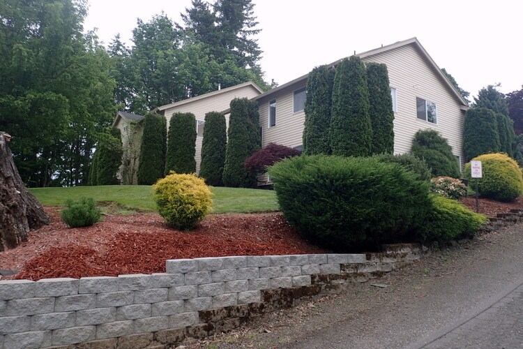 Primary Photo - 305 W 3rd Ct