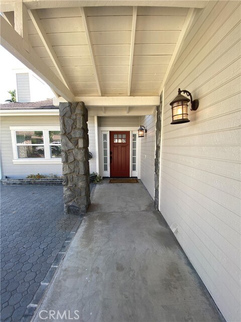 Building Photo - 22889 Ari Cir
