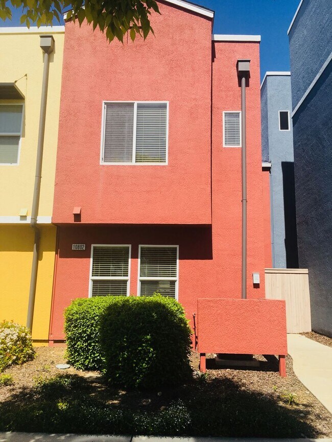 Foto del edificio - Capital Village 2 Bed, 2 Bath 1065 sft., H...