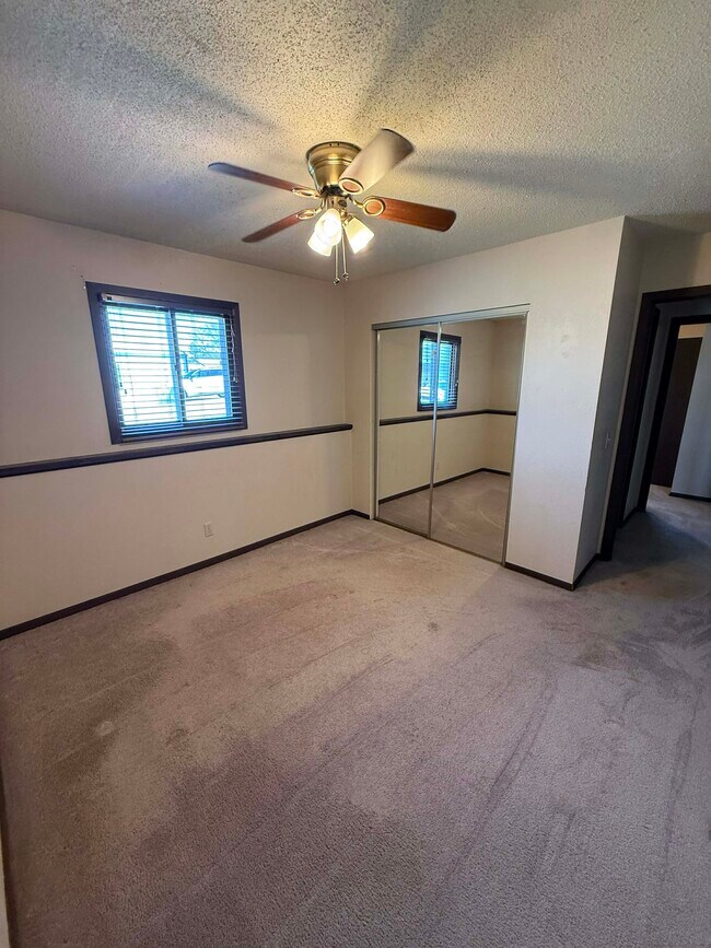 Foto principal - 203 S 6th St