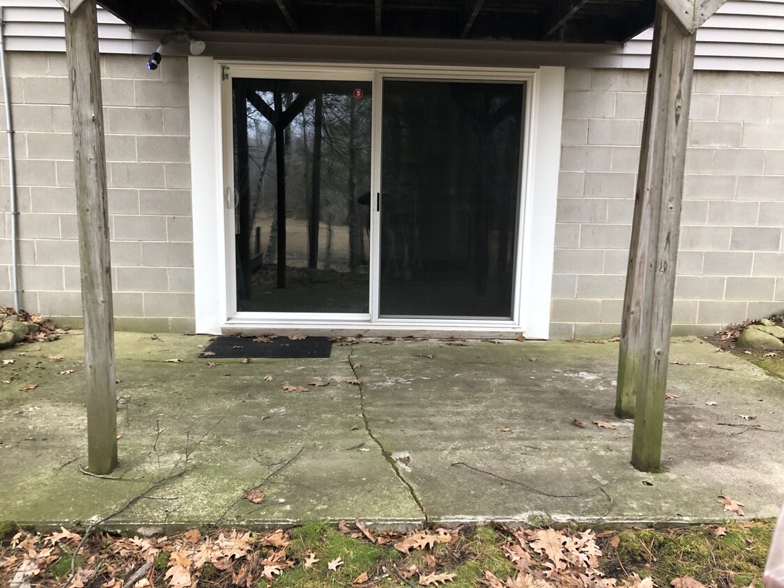 Entrance - 4067 Slattery Rd