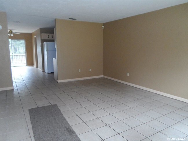 Foto del edificio - 2207 SE 34th Terrace
