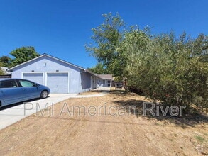 Building Photo - 10368 S White Rock Rd