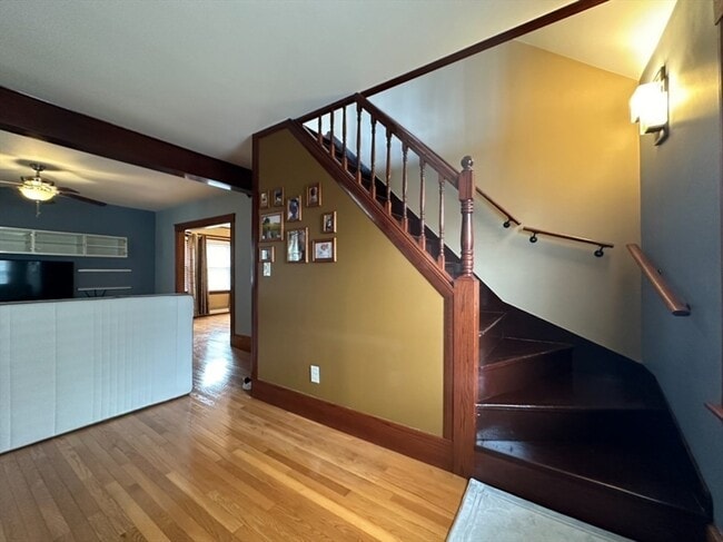 Building Photo - 49 Bates Ave