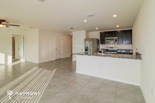 Building Photo - 8633 Triumph Cir