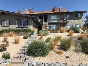 Building Photo - 307 Moraine Way