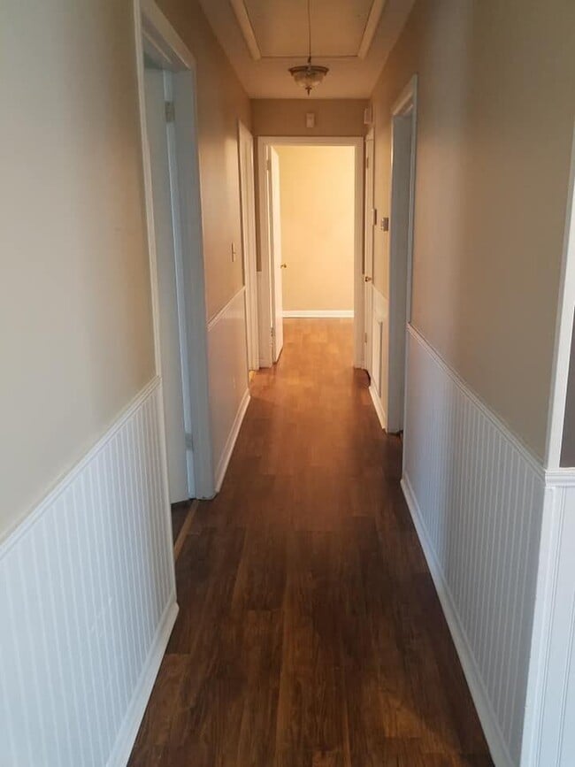 Building Photo - 408 Wheeler Ave