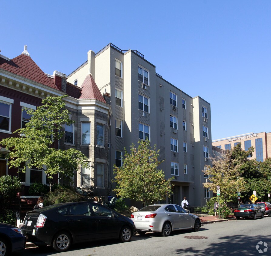 Primary Photo - 2130 N St NW
