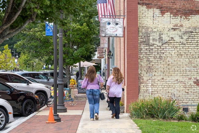 Flowery Branch has a charming downtown area filled with boutiques and cafes.
