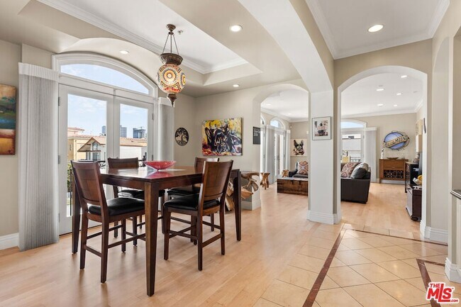 Foto del edificio - 1540 S Bentley Ave
