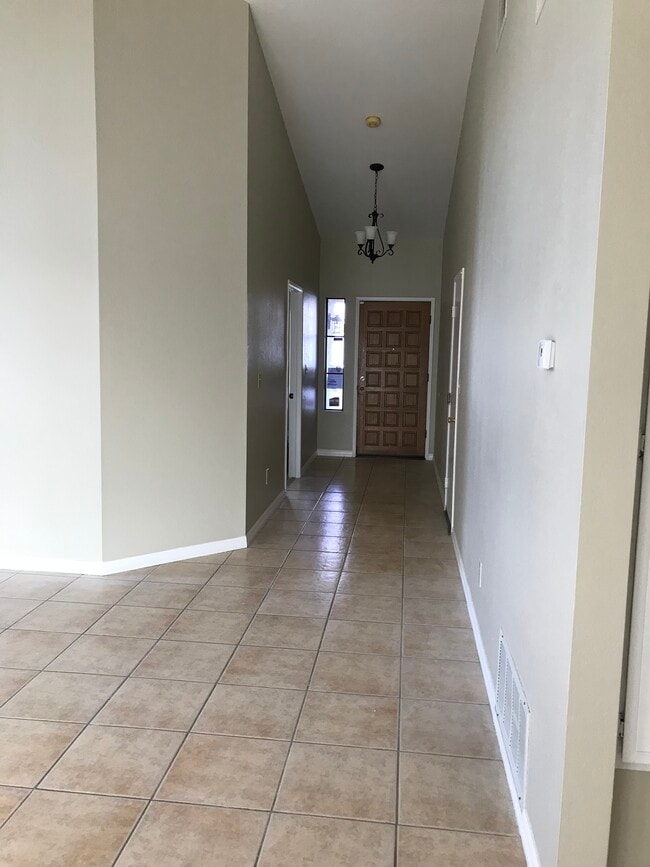 Entry way - 1964 Paseo del Rey