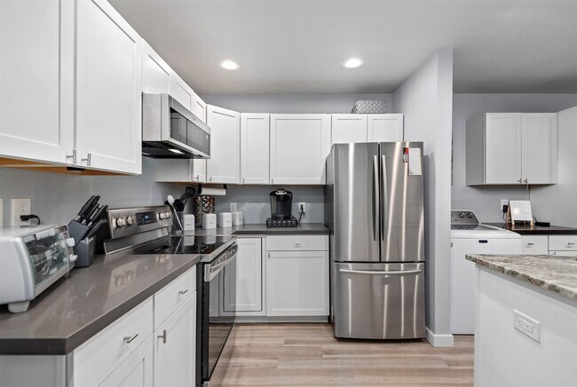 Foto del edificio - 13151 Walden Rd