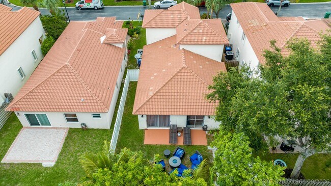 Building Photo - 6242 NW 38th Dr